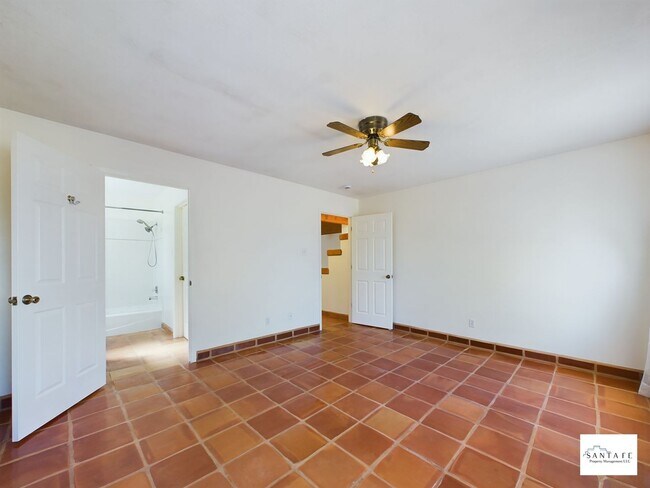 Building Photo - Single Level, single family home Available...