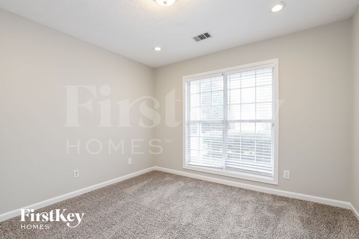 Building Photo - 4333 Grey Park Dr NE