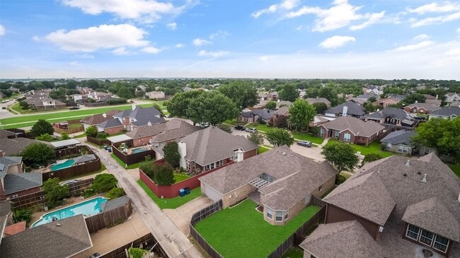 Building Photo - 7501 Caribbean Dr