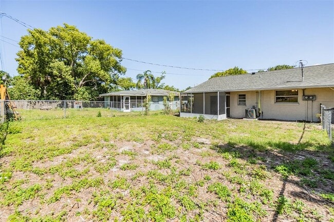 Building Photo - 6740 Carnelian Ave