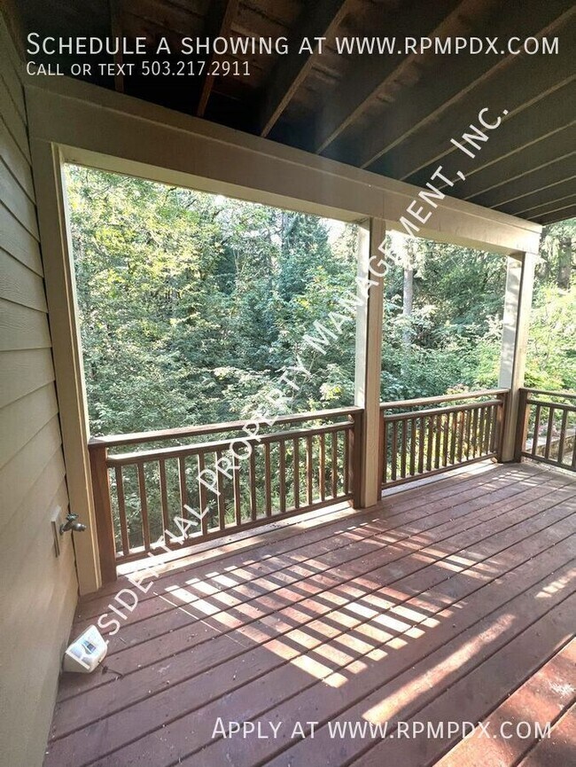 Building Photo - 18278 SW Santoro Dr
