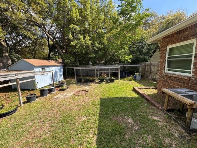 Building Photo - 4227 Marysa Dr