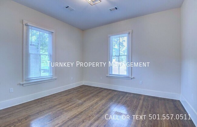 Building Photo - 508 Rice St
