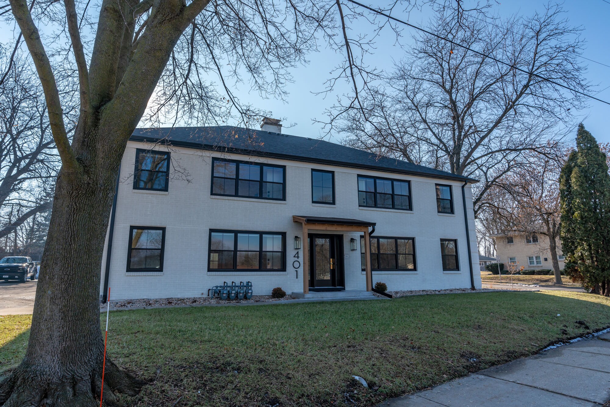 Building Photo - 401 Presidential Ln