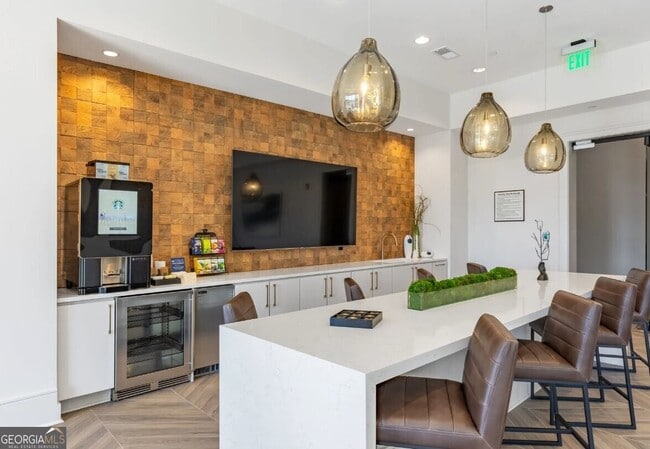 Building Photo - 4271 Woodward Mill Rd