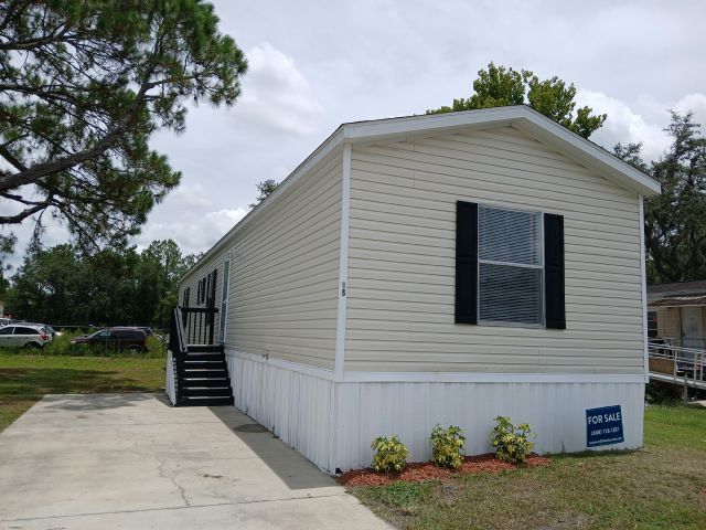 Primary Photo - 1400 Banana Rd