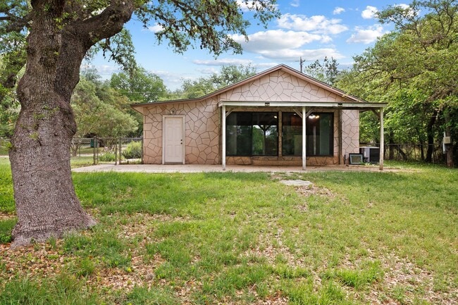 Building Photo - 9423 Aqua Dr