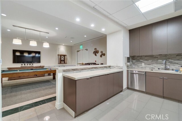 Building Photo - 850 E Ocean Blvd