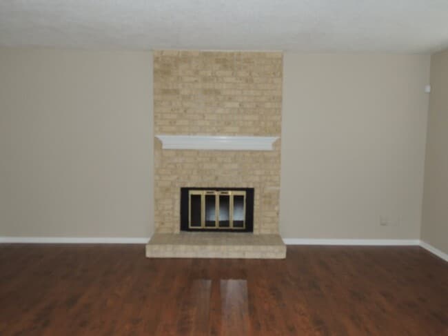 Building Photo - 11843 Braesview