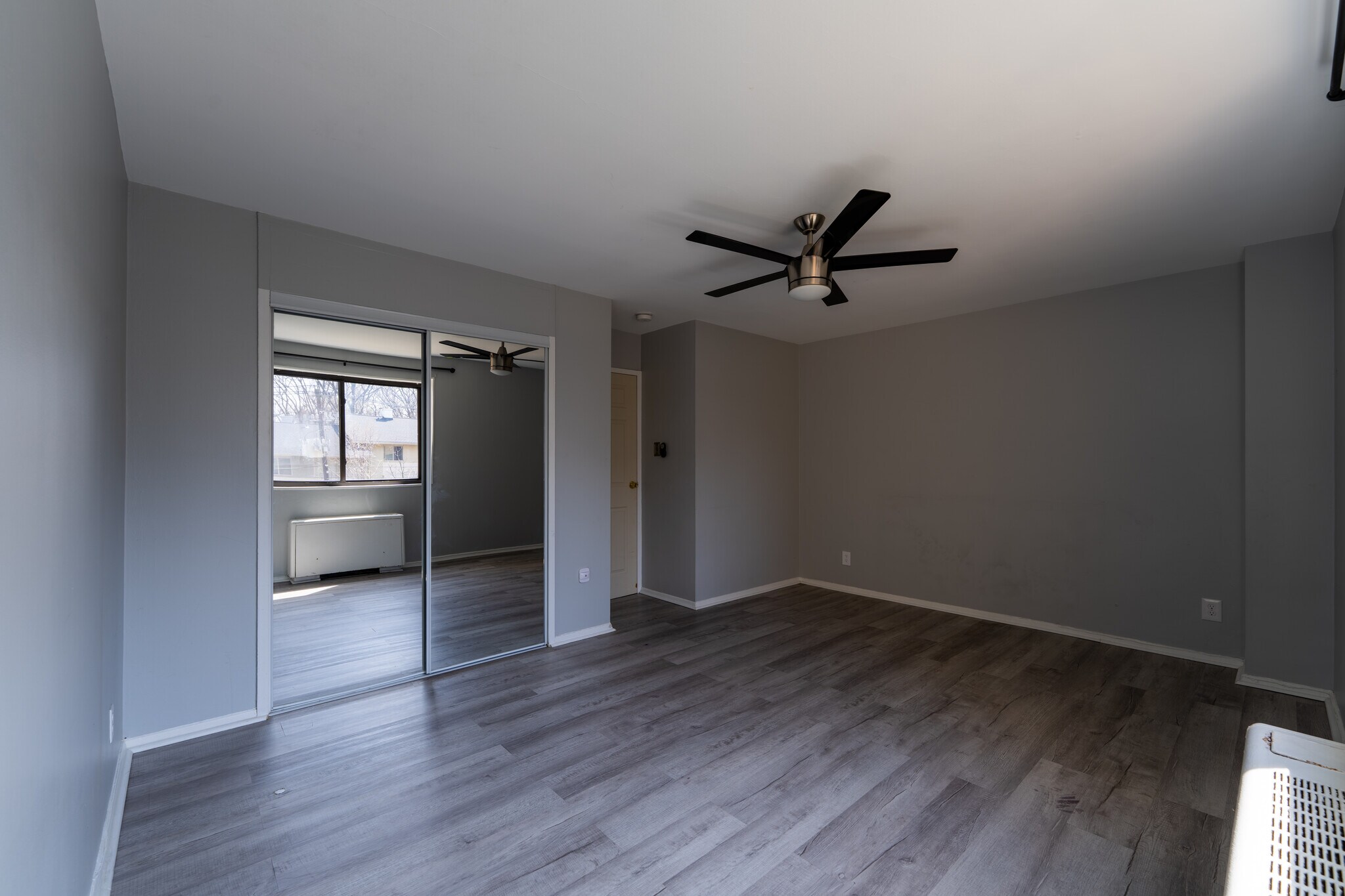 Building Photo - 8601 Manchester Rd