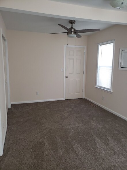 Building Photo - 23 Budd Ave