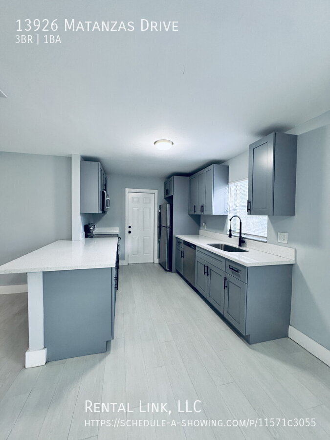 Building Photo - 13926 Matanzas Dr