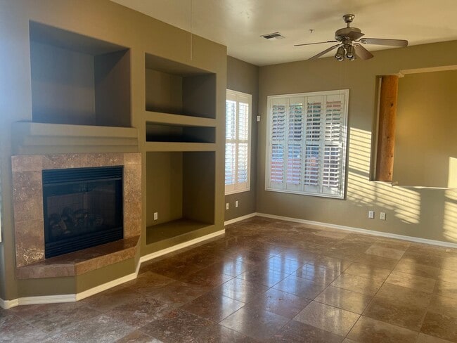 Building Photo - Unfurnished, 1-year long-term rental
