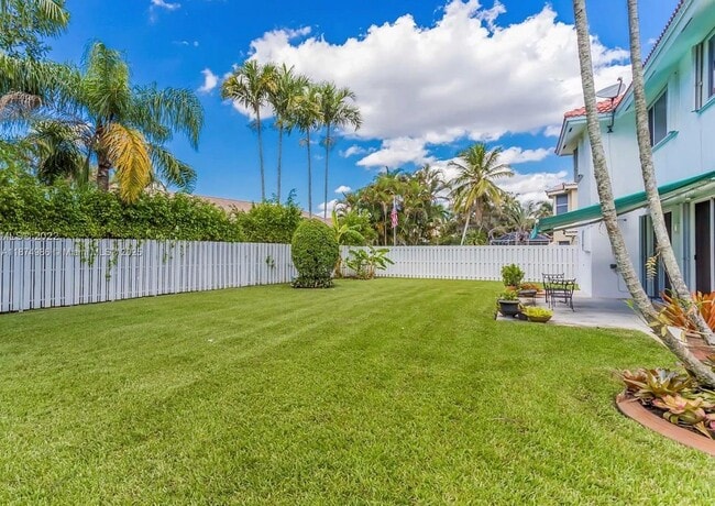 Building Photo - 1120 NW 179th Ave