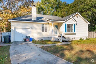 Building Photo - Spacious James Island Home off Fort Johnso...