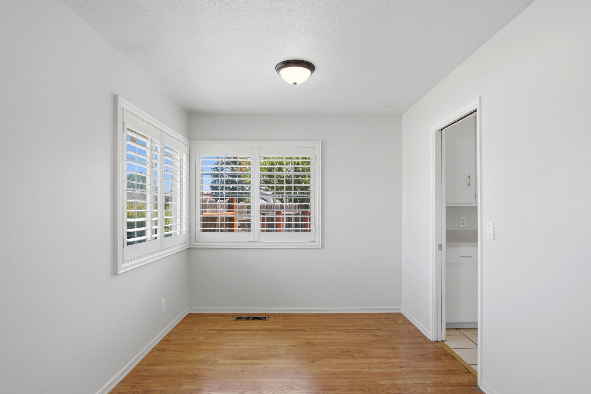 Building Photo - 360 Hanover Ave