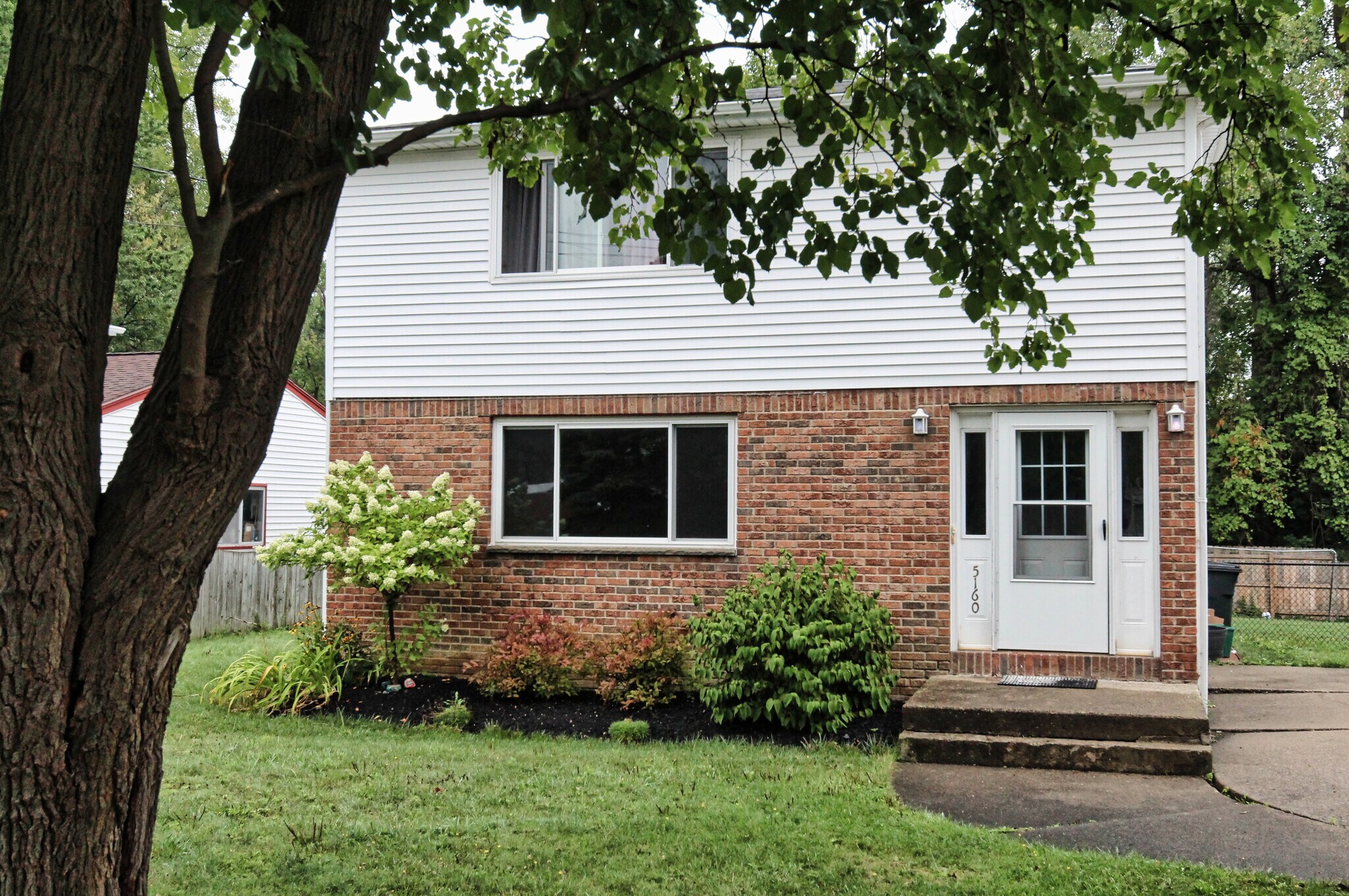 Front of House - 5160 Roseview Ave