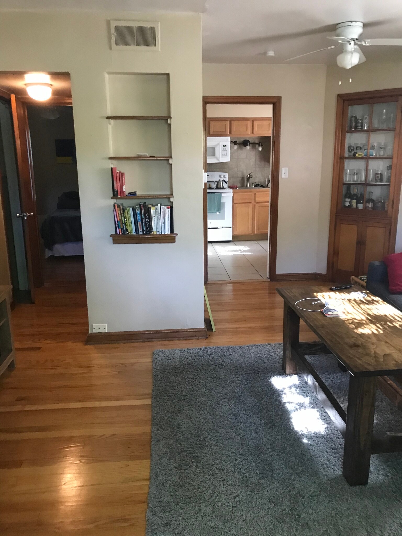 Building Photo - 2571 N Wauwatosa Ave