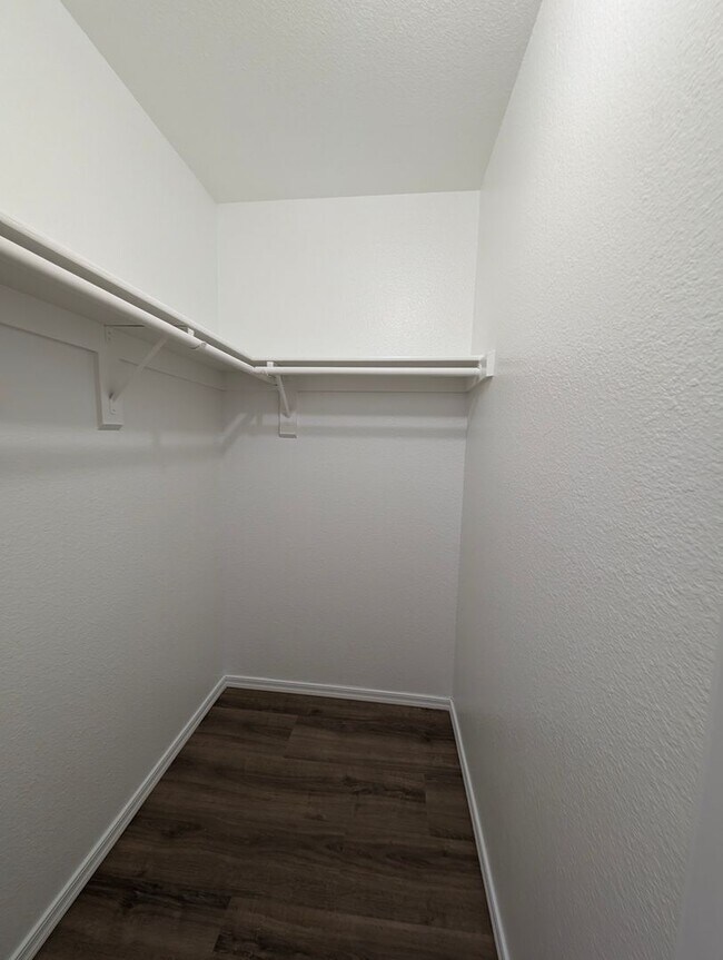 Building Photo - AVAILABLE NOW IN KYRENE AREA OF CHANDLER!!!