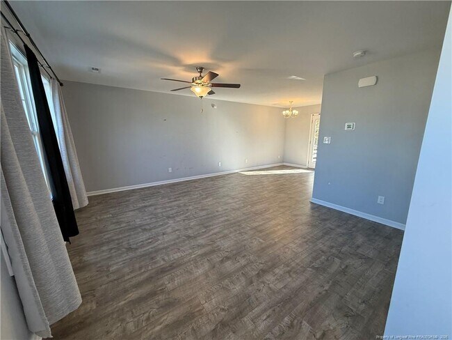 Building Photo - 1045 Bombay Dr