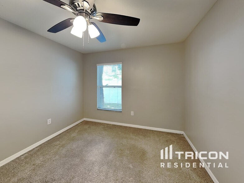 Building Photo - 4220 Mast Ct