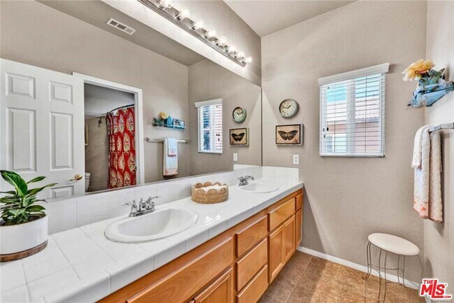 Building Photo - 4100 Waterville Ct