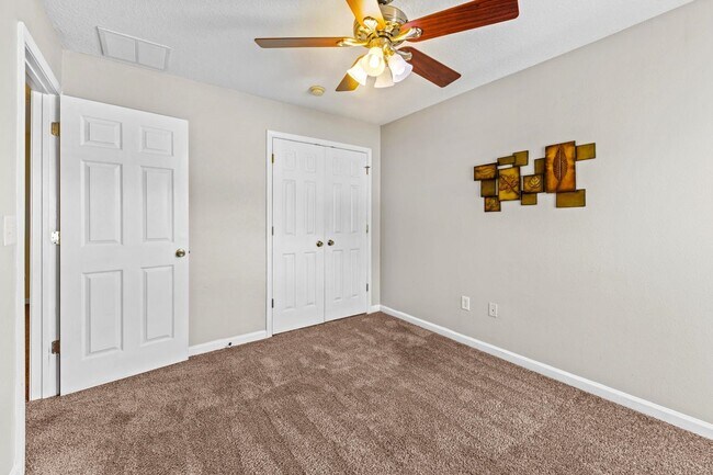 Building Photo - 6700 Bowden Rd