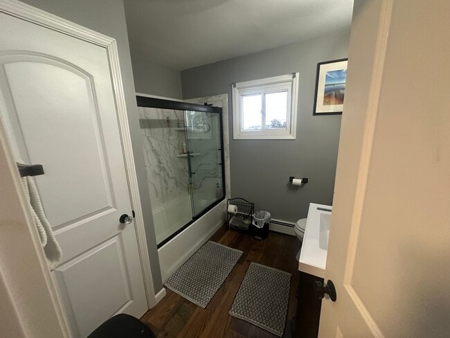 Building Photo - 397 W 4th St