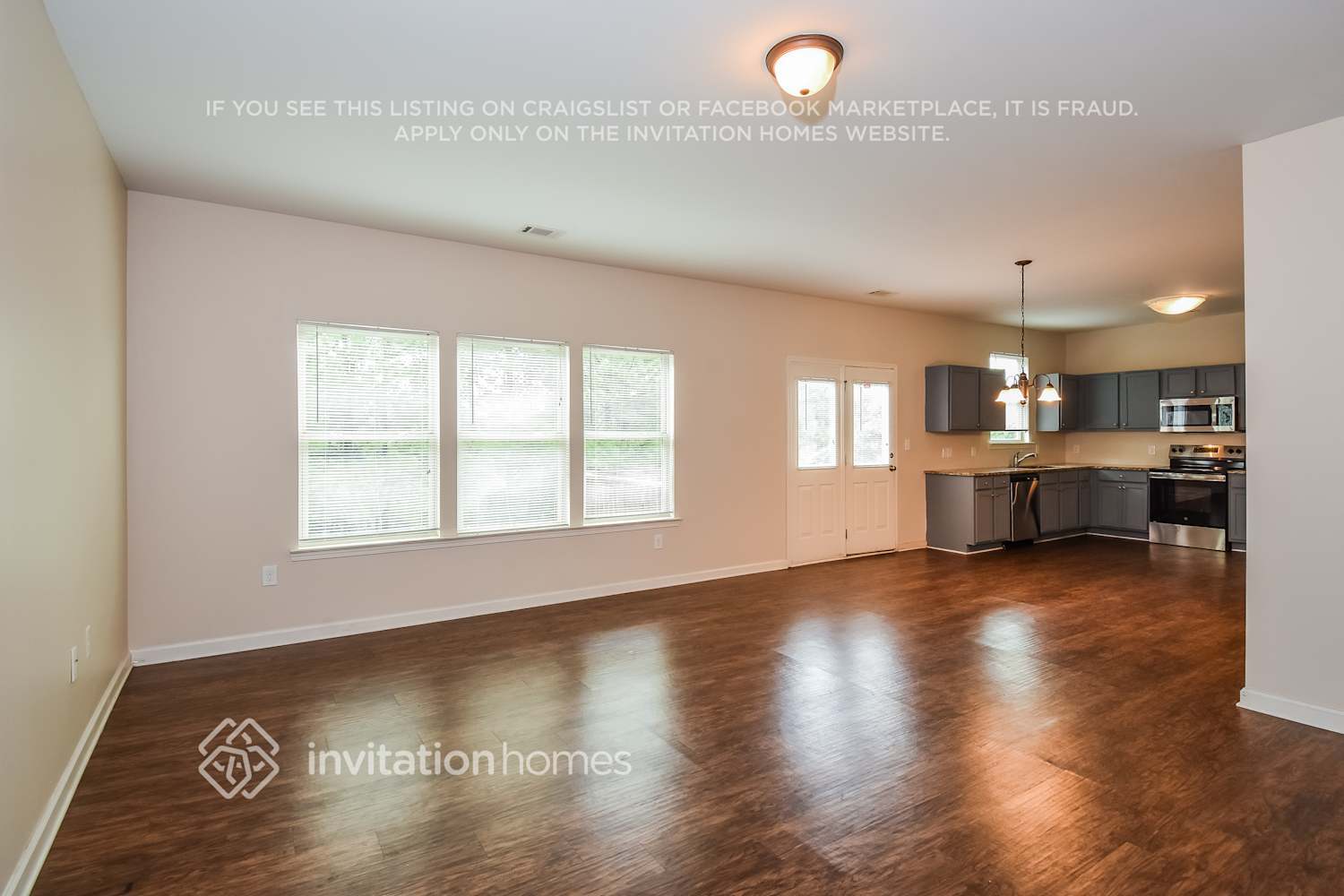 Building Photo - 738 Rockingham Dr