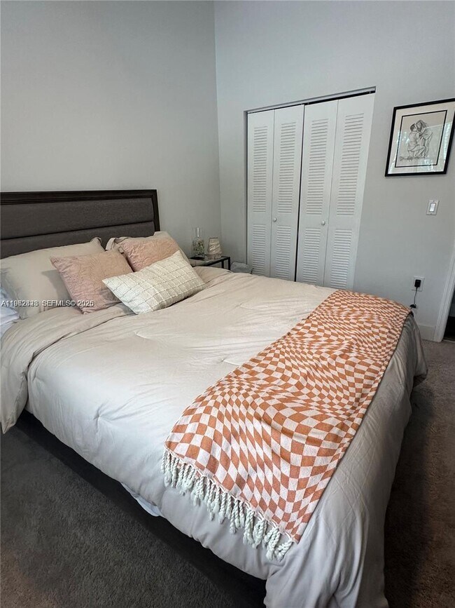 Building Photo - 2298 NW 78th Ave