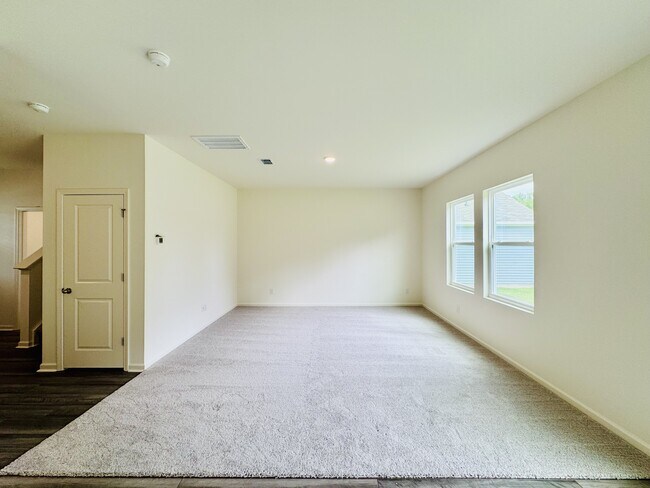 Building Photo - 623 Muster Fld Ct