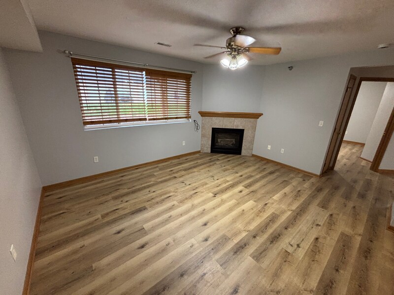 Building Photo - 5908 Sutton Pl