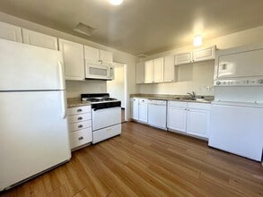 Building Photo - 2 Bedroom La Mesa Duplex with Yard, In-Unit Laundry, and Garage!