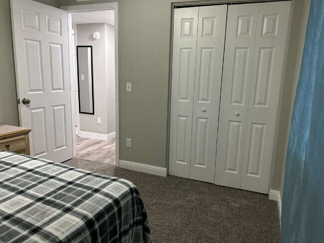 Building Photo - "Well Maintained 3-Bedroom, 2 Bathroom in Yuma Valley!"