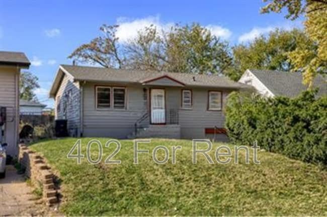 Building Photo - 5120 N 48th St