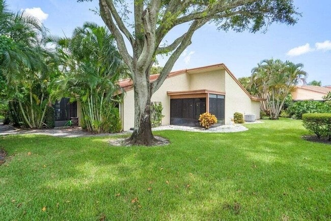 Building Photo - 5944 Forest Grove Dr