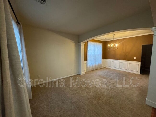 Building Photo - 108 Tagus Ct