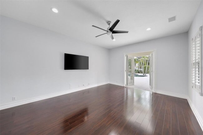 Building Photo - 10630 El Caballo Ct