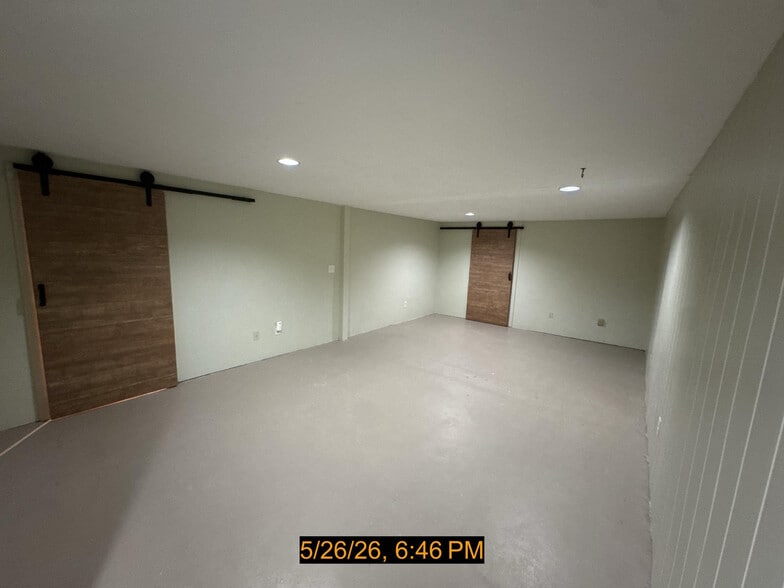 Building Photo - 2013 S Horizon Dr