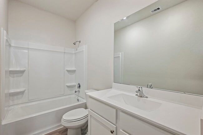 Building Photo - 10803 Hickory Ln