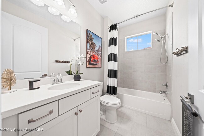 Building Photo - 2258 Pangea Cir