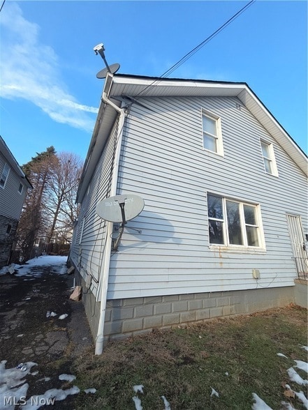 Building Photo - 7209 Park Ave