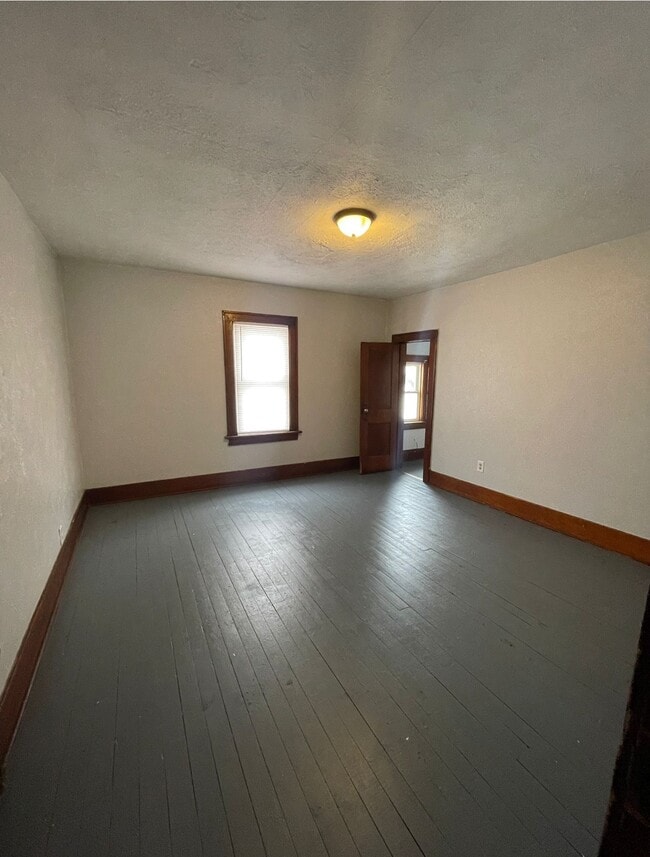 Building Photo - 713 S Carlisle St