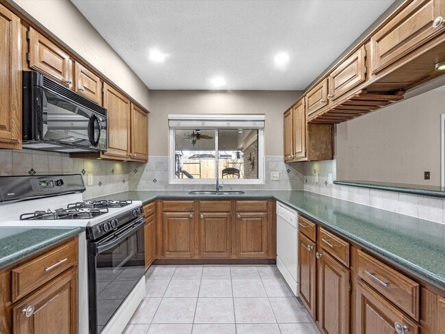 Building Photo - 11406 Sunshine Park Dr