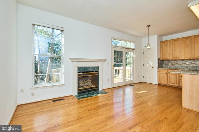 Building Photo - 11485 Carriage Gate Ct