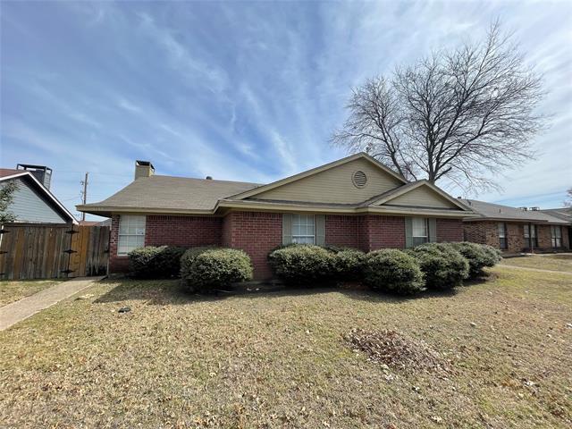 Building Photo - 1722 Carrington Dr