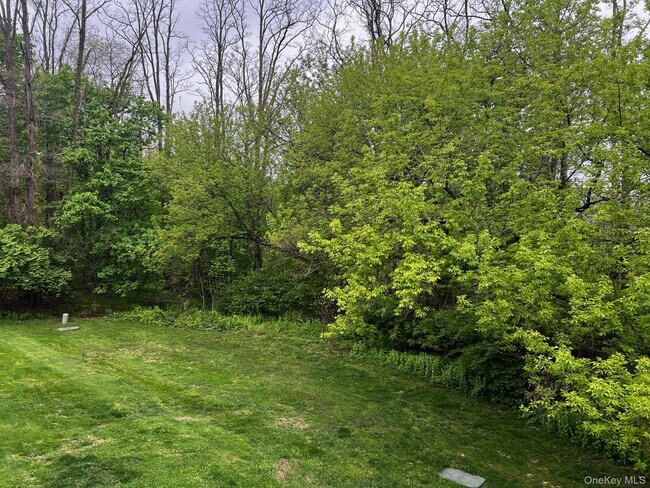 Building Photo - 19 Alpine Dr