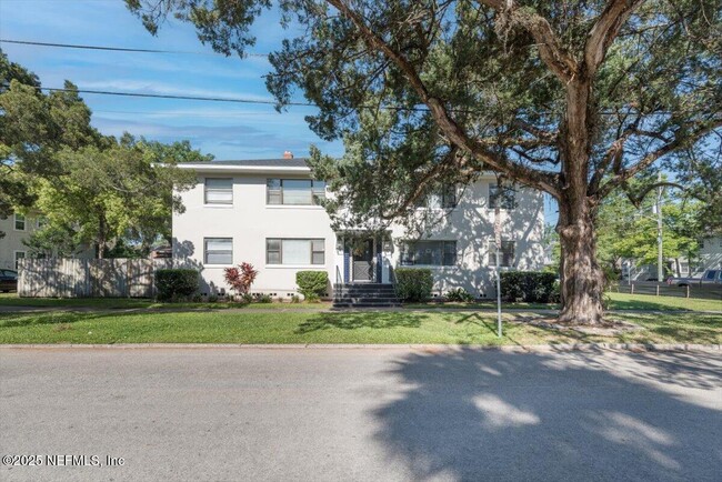 Building Photo - 1612 Flagler Ave