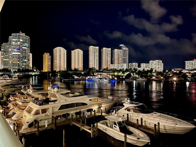 Building Photo - 400 Sunny Isles Blvd