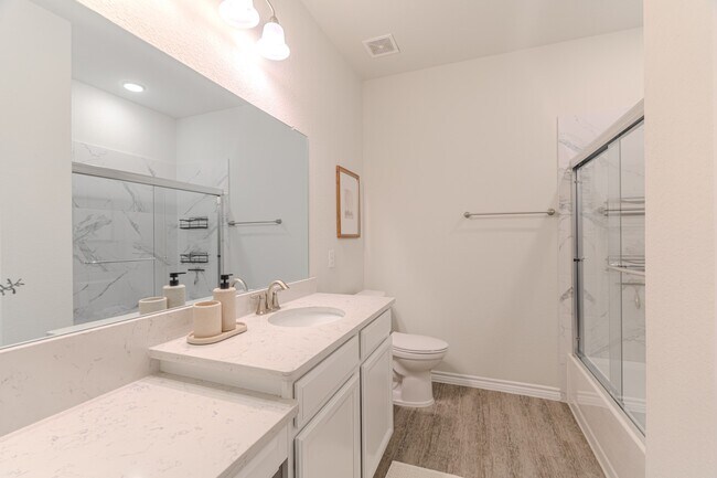 Building Photo - 130 Pioneer Canyon Pl